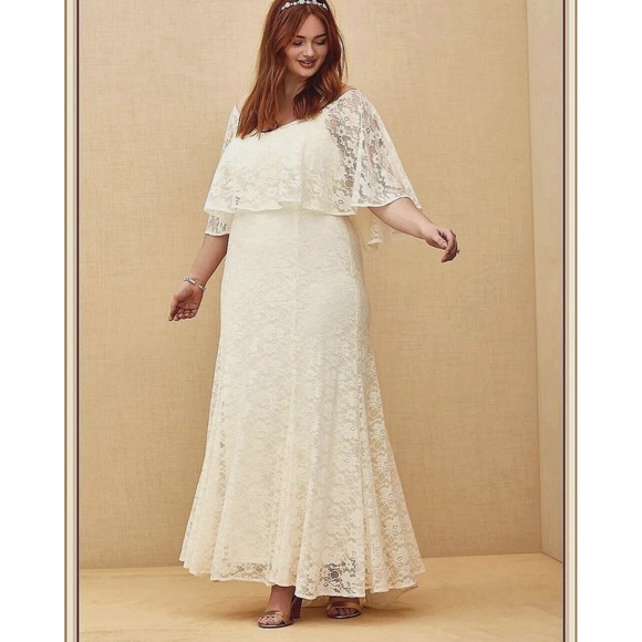torrid Dresses & Skirts - Torrid Ivory Lace Overlay Capelet Sz 20 Wedding Dress Ever After Cloud Dancer